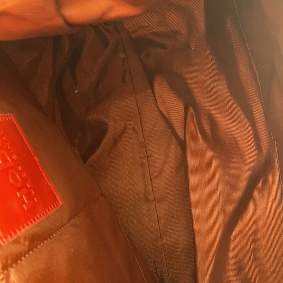 Hobo bag, metallic champagne gold. - Picture 4 of 10